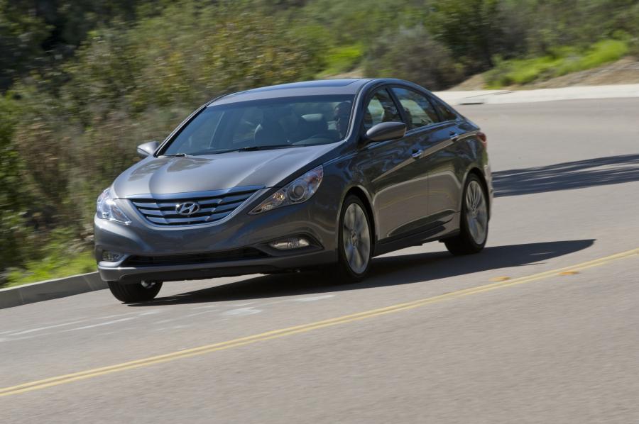  Hyundai Sonata 2010 года  (фото 50 из 162)